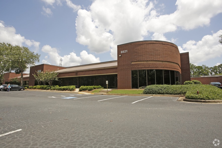 Primary Photo Of 6621 Bay Cir, Peachtree Corners Light Distribution For Lease
