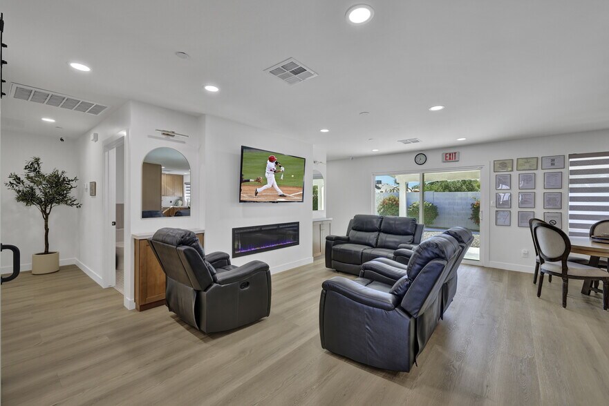 More Photos Of Turn-key Trophy Property RAL Ready, Scottsdale Assisted Living For Sale