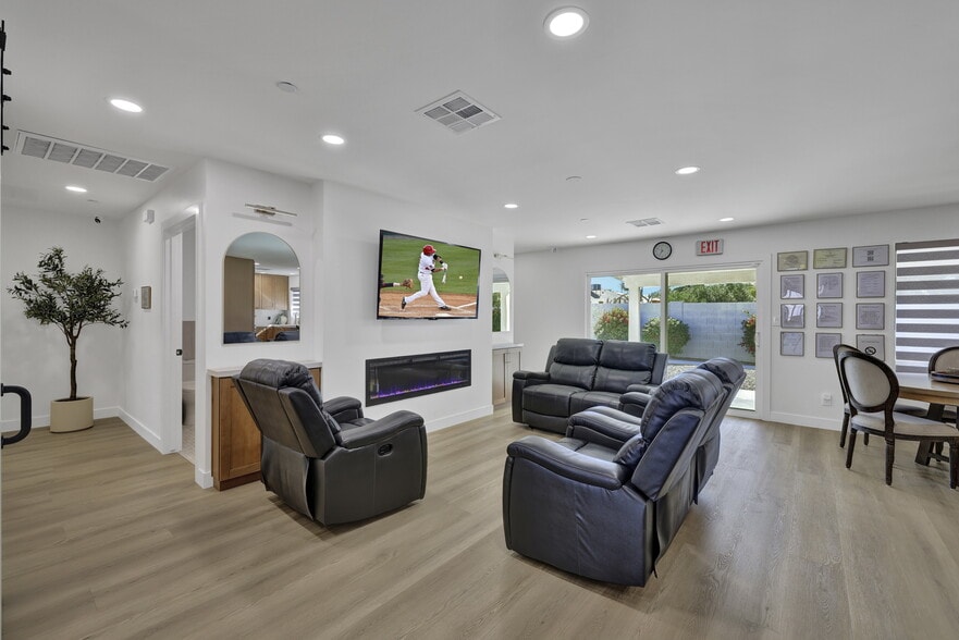 More Photos Of Turnkey Trophy Property RAL Ready, Scottsdale Assisted Living For Sale