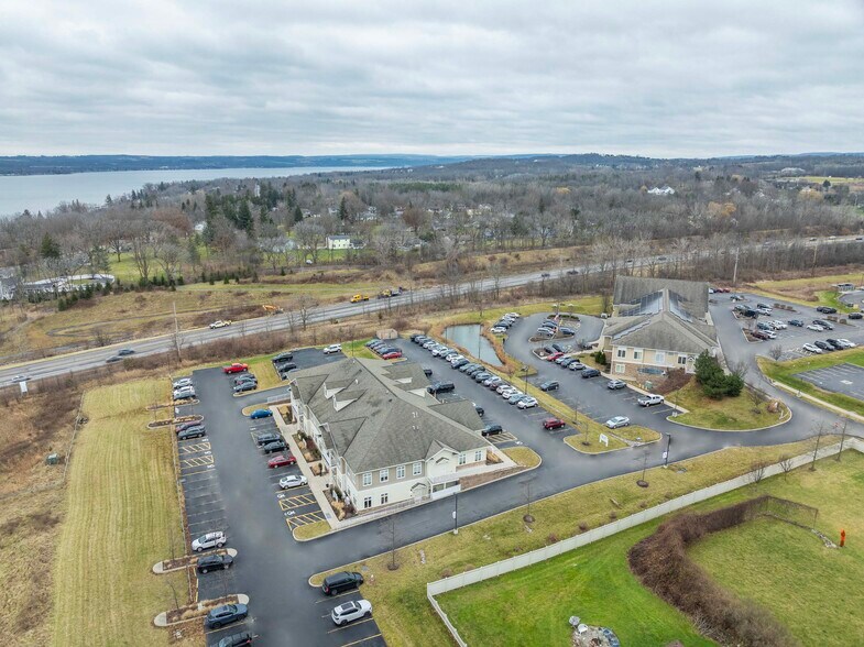 More Photos Of 195 Parrish St, Canandaigua Medical For Lease