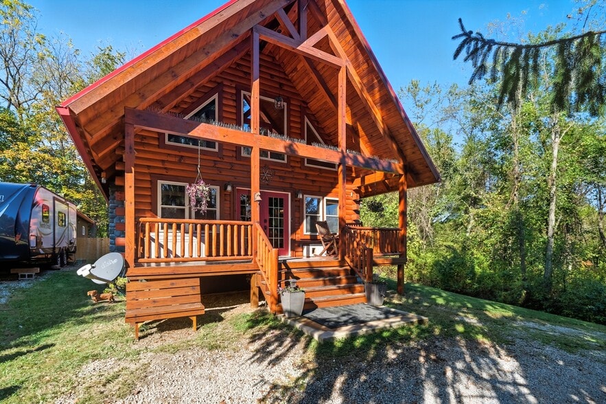 More Photos Of 3020 Township Road 190, Fredericktown Hospitality For Sale