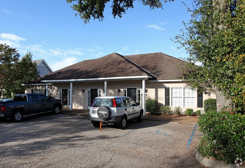 Primary Photo Of 6304 Piccadilly Square Dr, Mobile Office For Sale