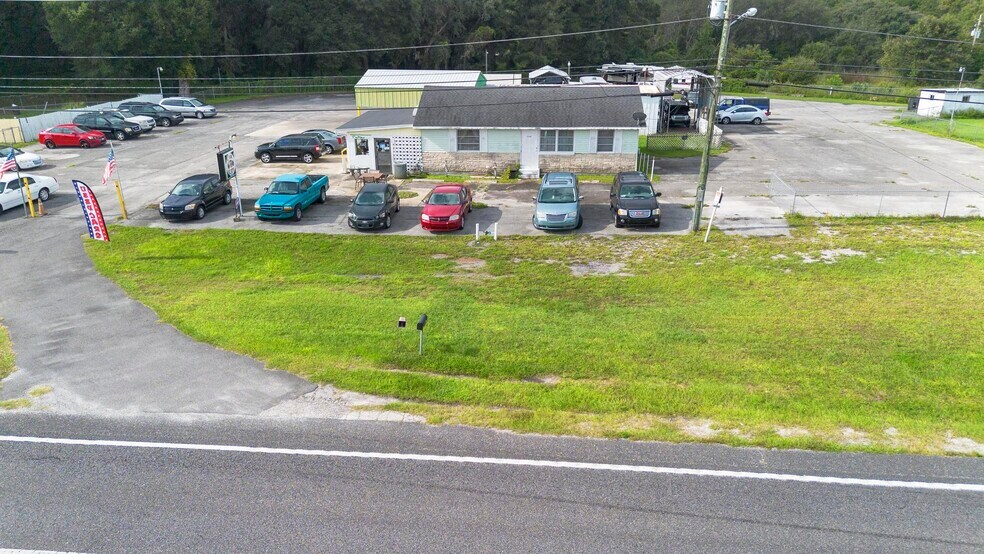 More Photos Of 2480 N Woodland Blvd, Deland Flex For Sale