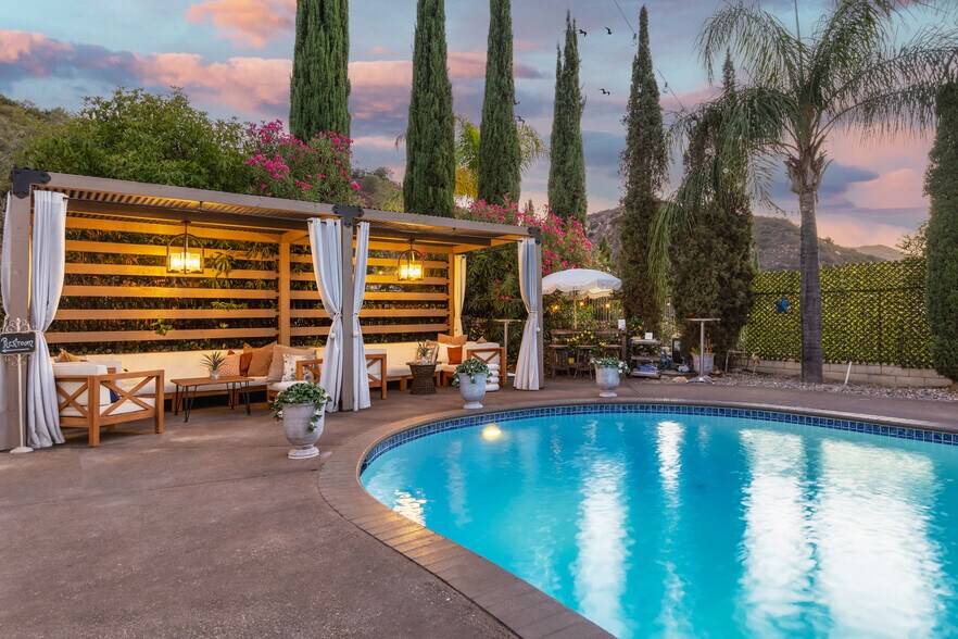 More Photos Of 22053 Highland St, Wildomar Specialty For Sale