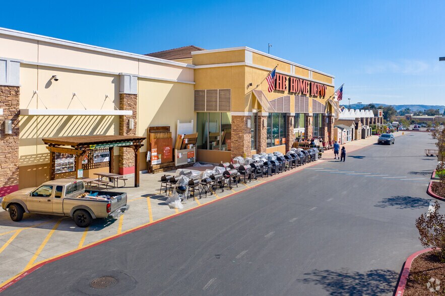 More Photos Of 2200-2370 S Azusa Ave, West Covina Unknown For Lease