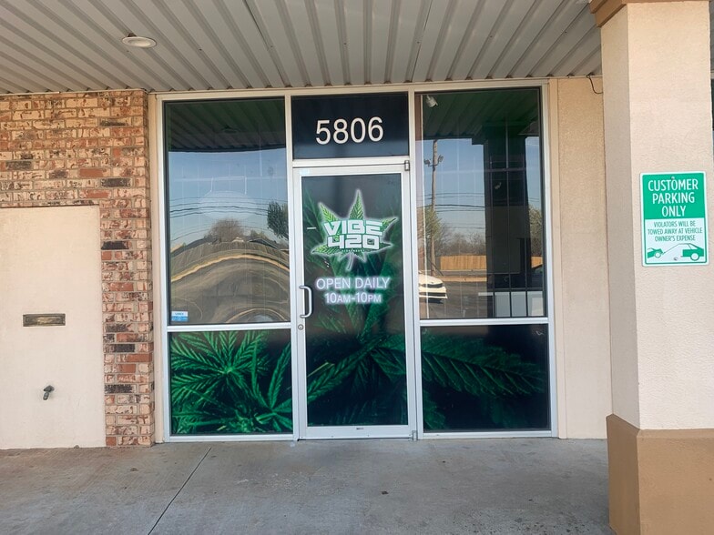 More Photos Of 5804-5814 NW 63rd St, Oklahoma City Unknown For Lease