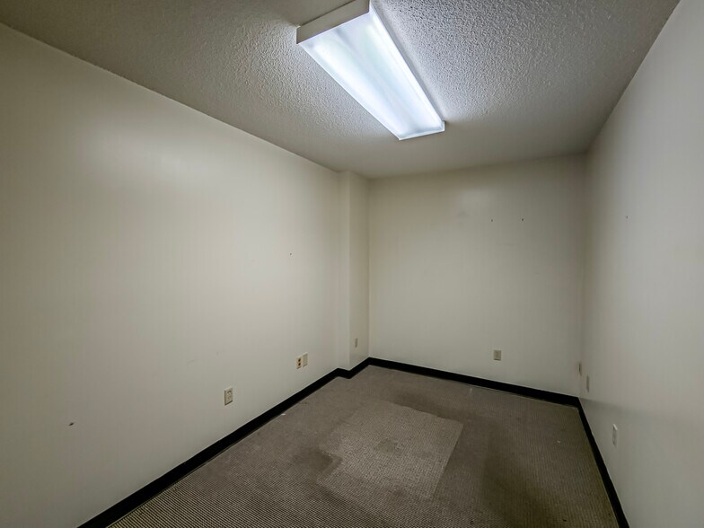 More Photos Of 2773 Marshall Dr, Tifton Warehouse For Sale