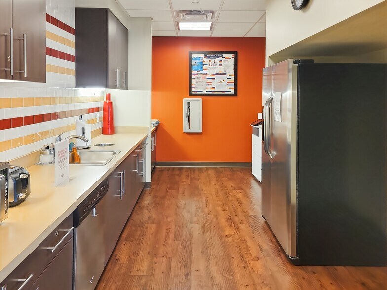 More Photos Of 445 Minnesota St, Saint Paul Coworking Space