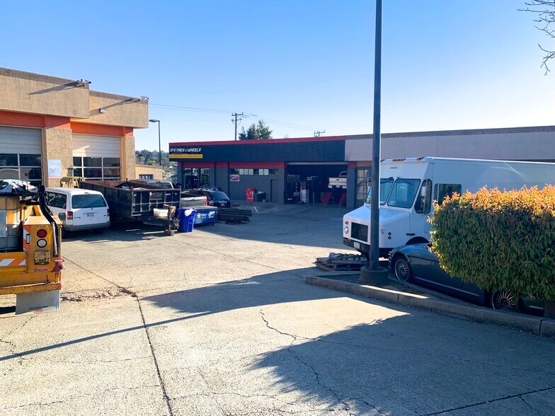 More Photos Of 550 San Pablo Ave, Pinole Auto Repair For Sale
