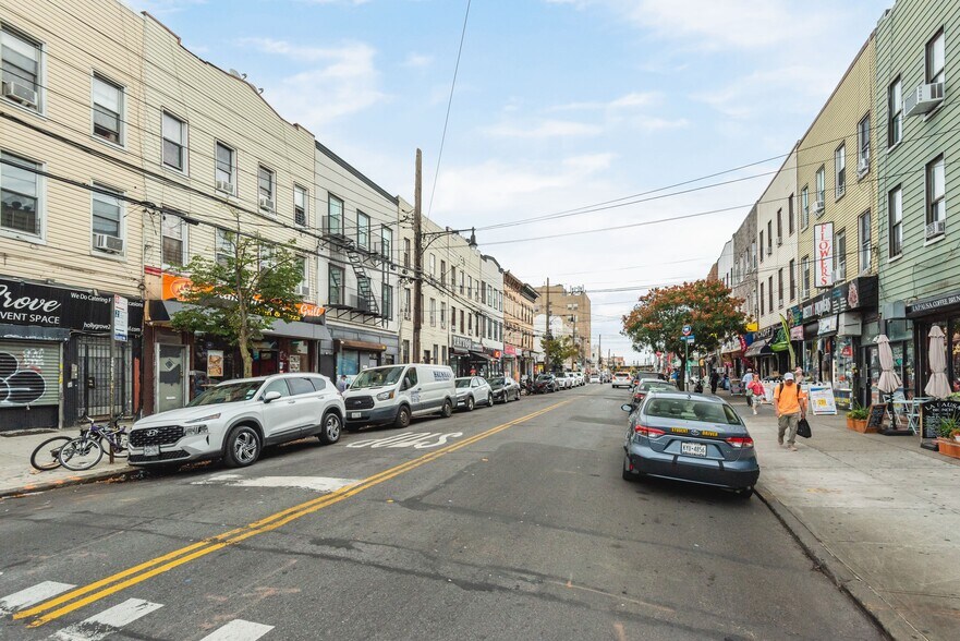 More Photos Of 293 Wyckoff Ave, Brooklyn Apartments For Sale