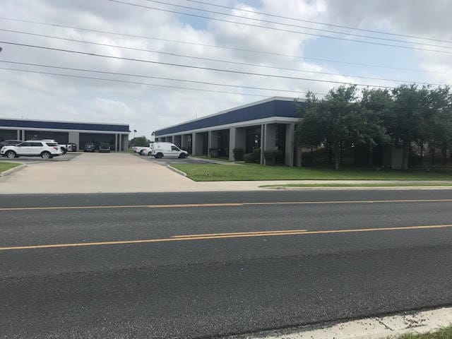 More Photos Of 5449 Bear Ln, Corpus Christi Flex For Lease