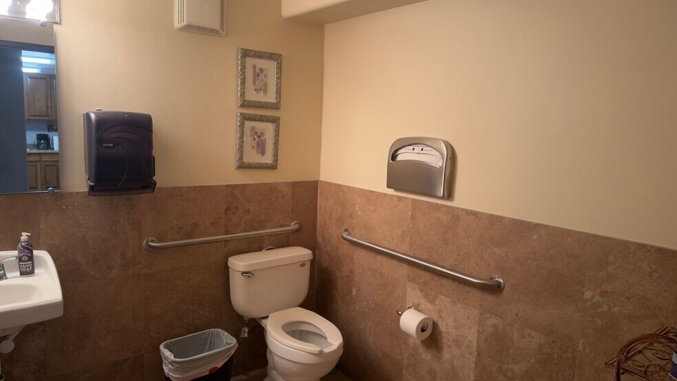 More Photos Of 20815 N 25th Pl, Phoenix Warehouse For Sale