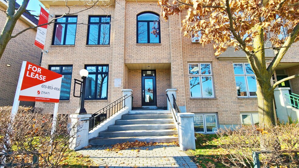 More Photos Of 92 Centrepointe Dr, Ottawa Office For Lease