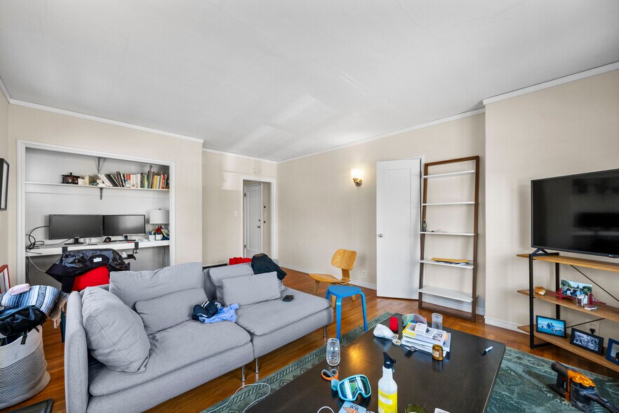 More Photos Of 367 41st St, Oakland Multifamily For Sale