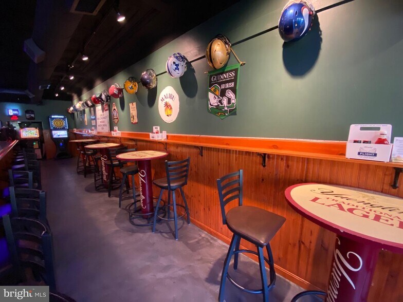 More Photos Of 114-118 N Centre St, Pottsville Bar For Sale