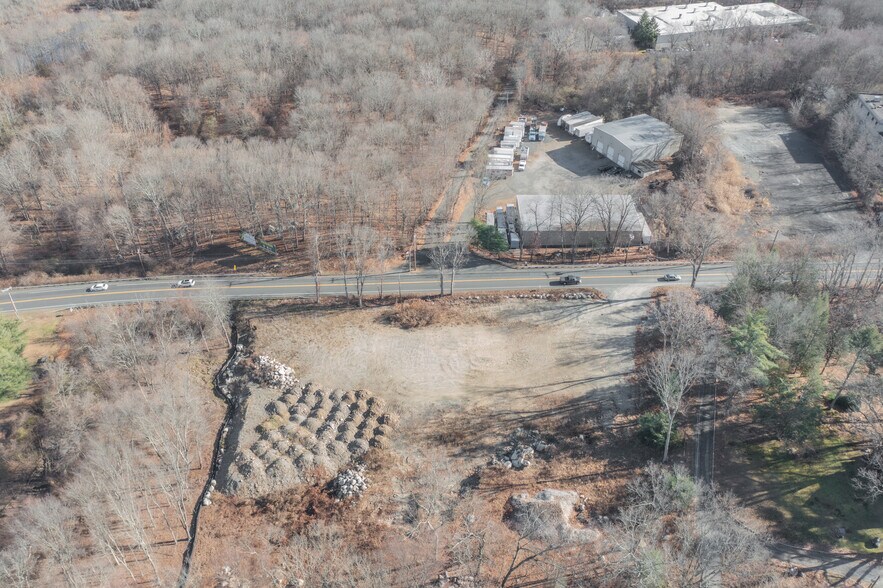 More Photos Of 909 Main St, Monroe Land For Sale