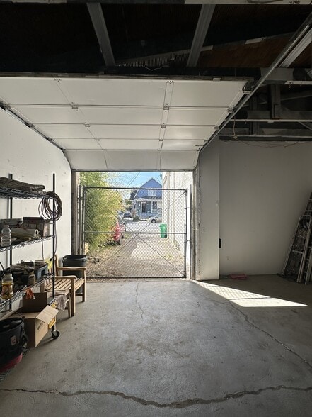 More Photos Of 3384 SE Milwaukie Ave, Portland General Retail For Sale