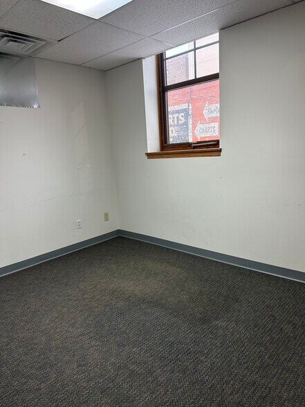 More Photos Of 219 W 1st St, Duluth Office For Lease