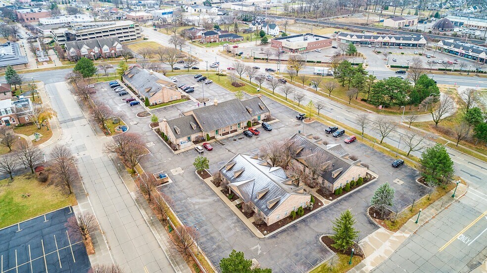 More Photos Of 35100-35120 E Michigan Ave, Wayne Unknown For Lease