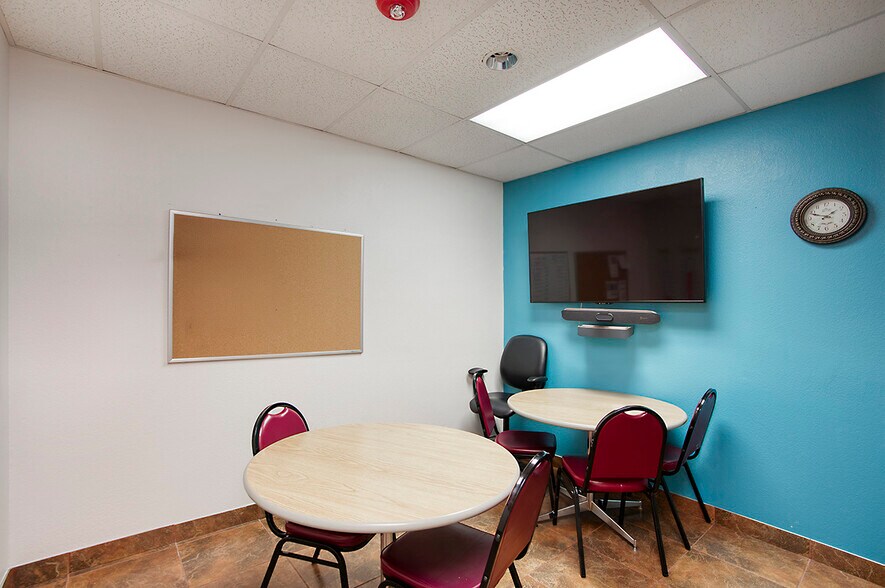 More Photos Of 44765 W Hathaway Ave, Maricopa Medical For Sale