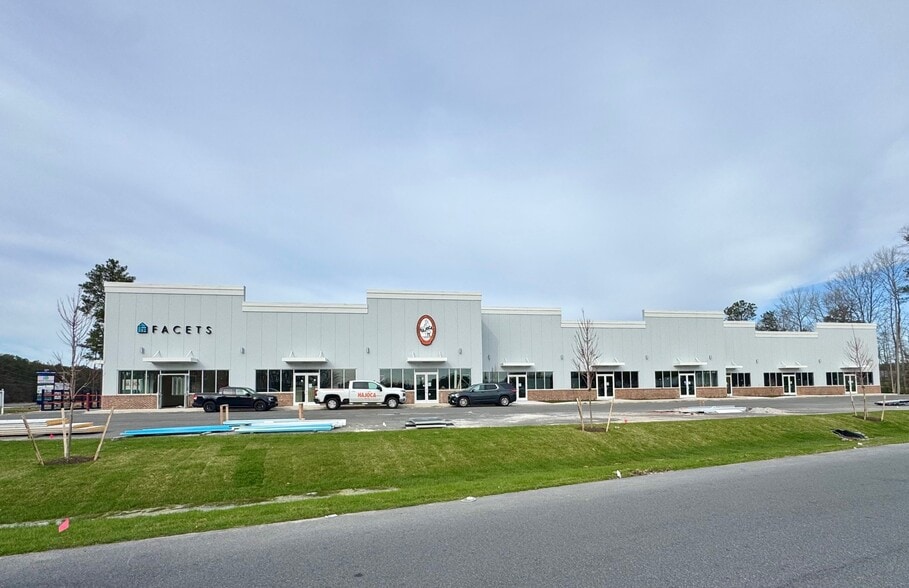 Primary Photo Of 31013 Besche Ave, Georgetown Showroom For Lease