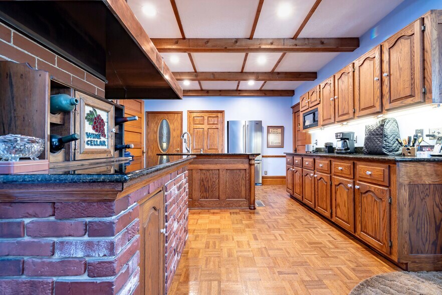 More Photos Of 103 N Boggs St, De Graff Specialty For Sale