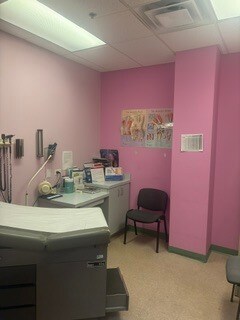 More Photos Of 3330 W 177th St, Hazel Crest Medical For Lease