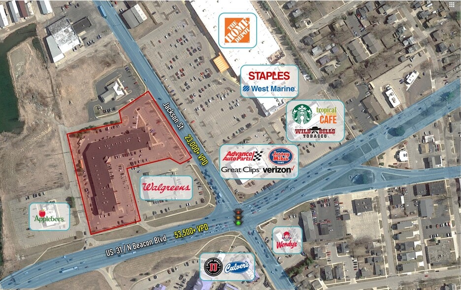 More Photos Of 518-628 N Beacon Blvd, Grand Haven Storefront For Sale