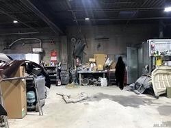 More Photos Of 13338 41st Ave, Flushing Auto Dealership For Lease