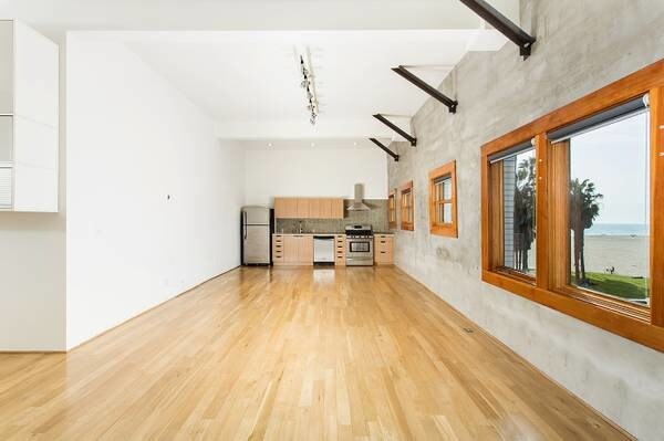 More Photos Of 8 Brooks Ave, Venice Apartments For Lease