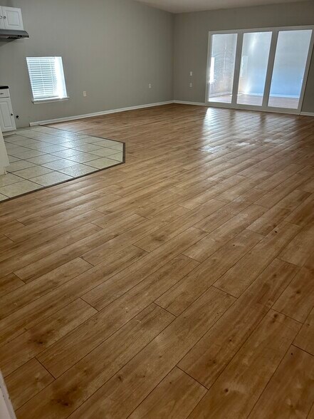 More Photos Of 1385 Lafayette Pkwy, Lagrange Self Storage For Lease