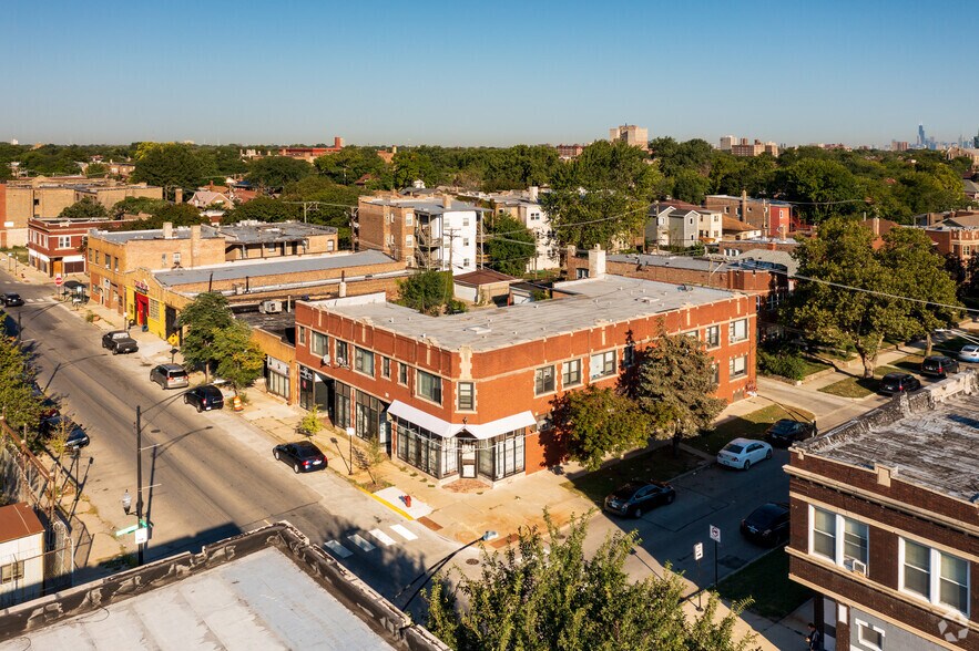 More Photos Of 7450 S Luella Ave, Chicago Apartments For Lease