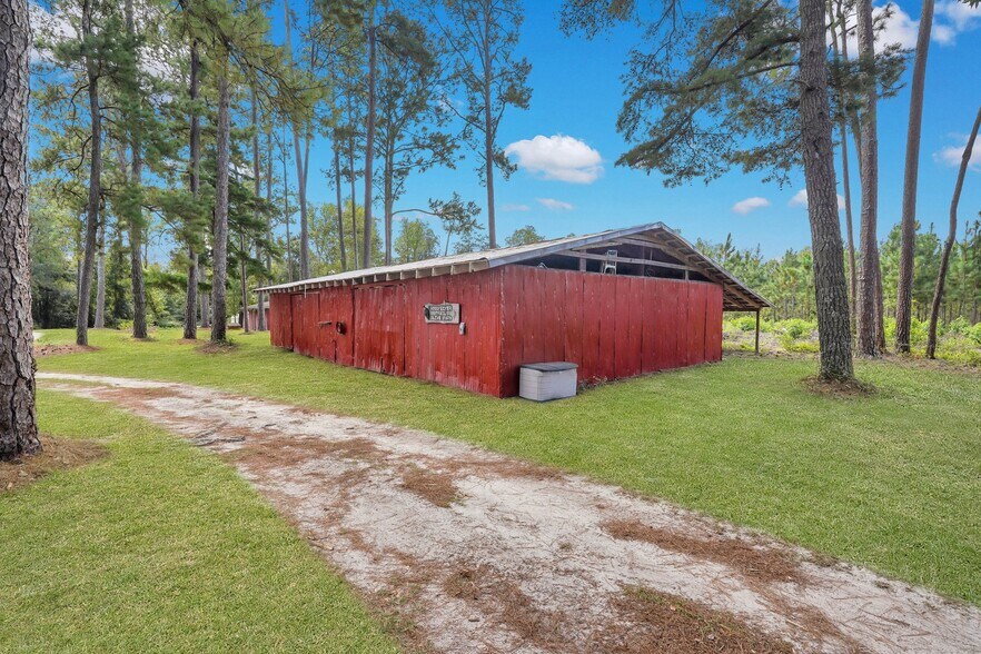 More Photos Of 2437 GA Highway 121, Glennville Land For Sale
