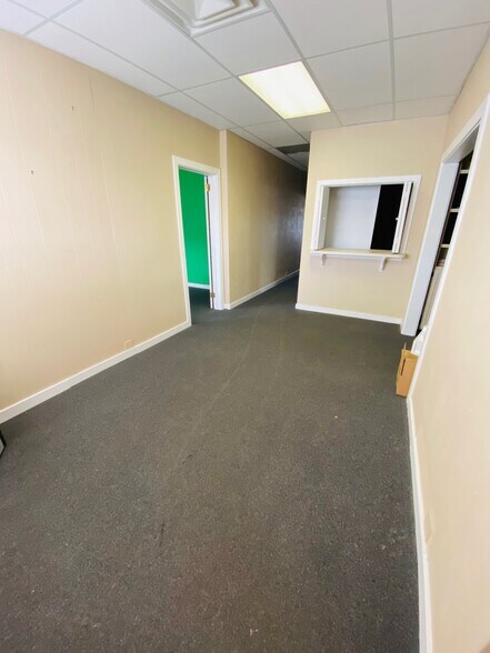 More Photos Of 315-329 E 2nd St, Boyertown Flex For Sale