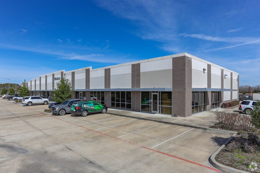 Primary Photo Of 2830 FM 565, Mont Belvieu Flex For Lease