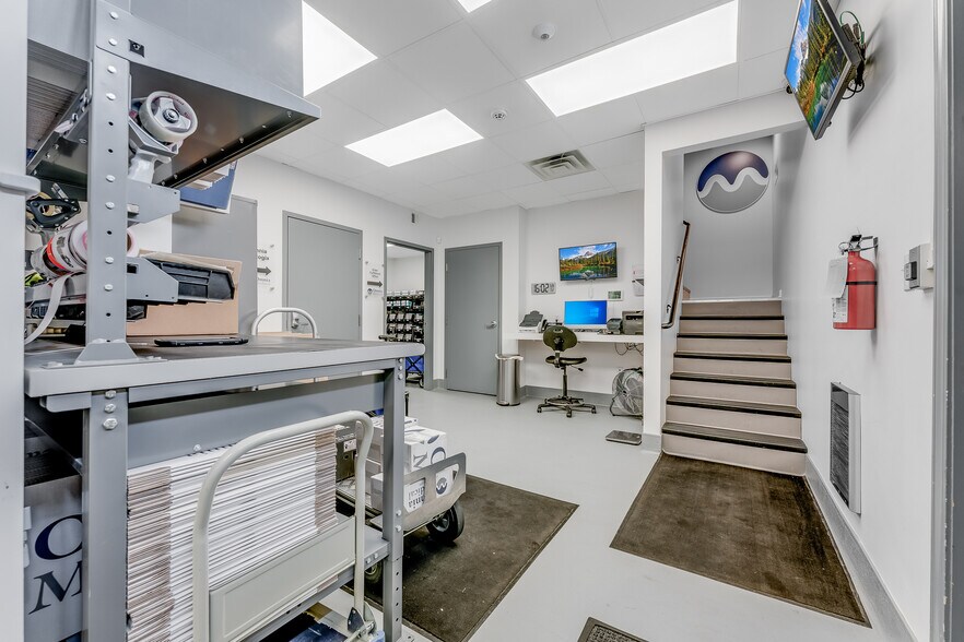 More Photos Of 6-10 Canyon Rd, Morgantown Loft Creative Space For Sale