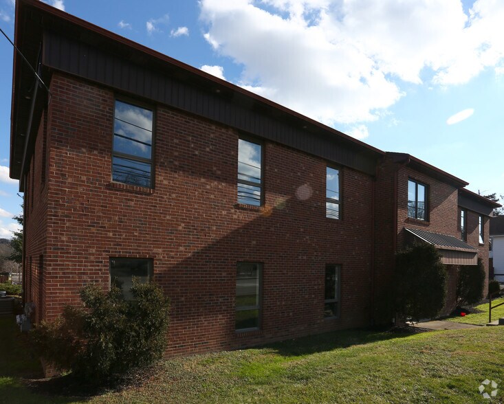 More Photos Of 349 York Rd, Willow Grove Medical For Lease