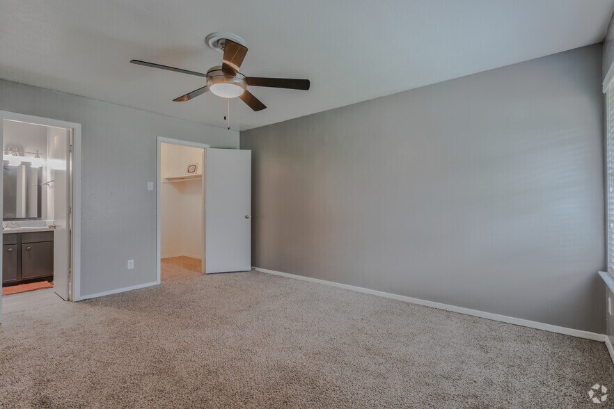 More Photos Of 834 Timberlake Dr, Arlington Apartments For Sale