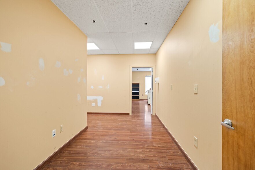More Photos Of 1637 Mineral Spring Ave, North Providence Medical For Lease
