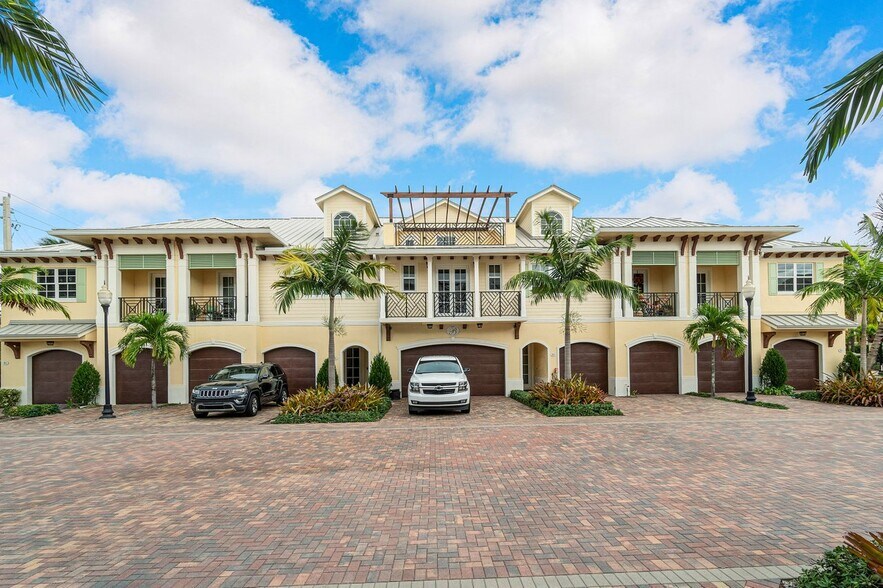 More Photos Of 3770 County Line Rd, Tequesta Apartments For Sale