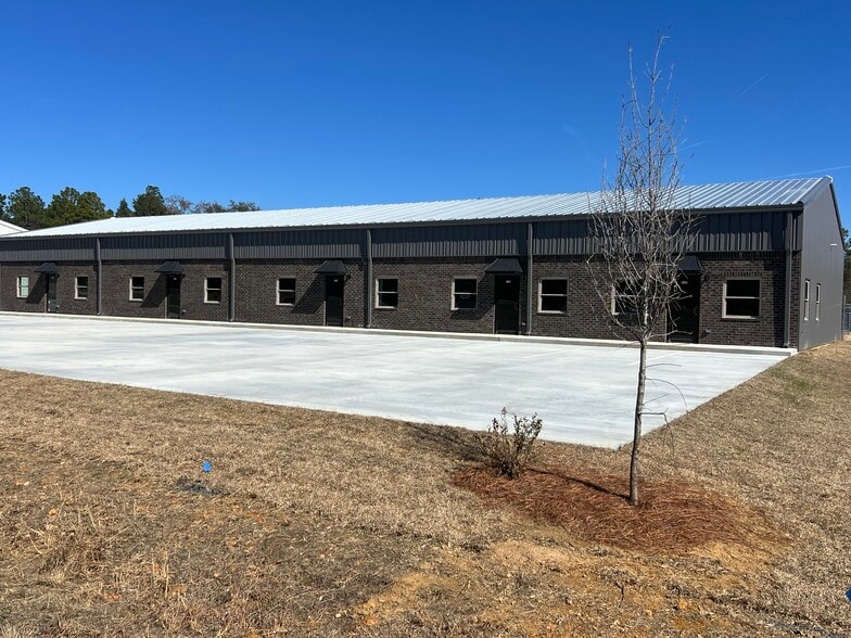 More Photos Of 2109 Chanabby Ct, Statesboro Warehouse For Lease