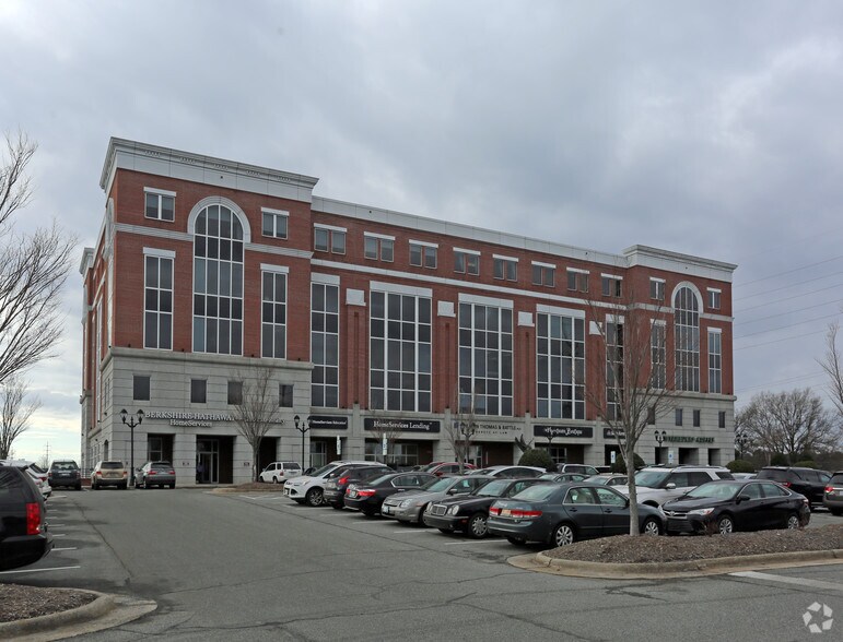 More Photos Of 110 Oakwood Dr, Winston-Salem Office For Lease