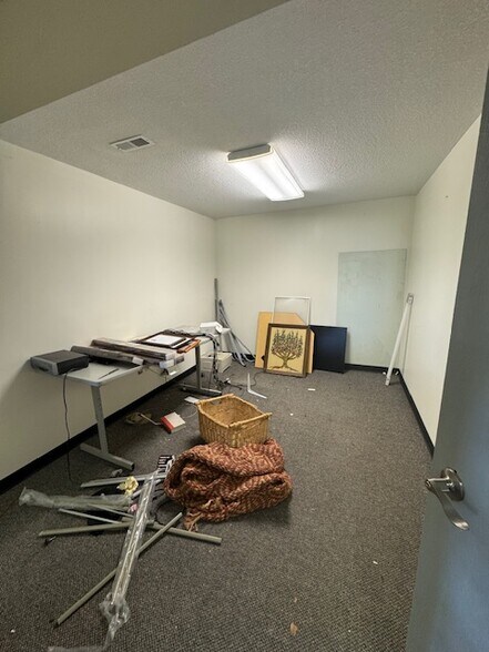 More Photos Of , Monroe Unknown For Sale