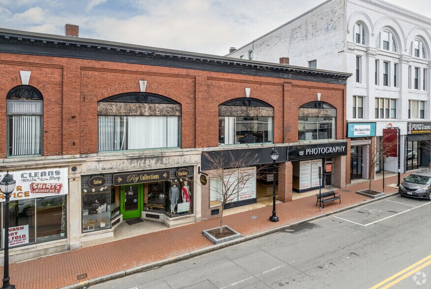 More Photos Of 266-278 Moody St, Waltham Office For Sale