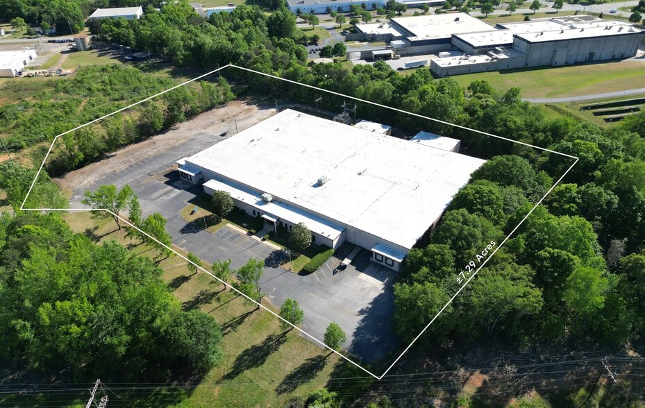 More Photos Of 212 National Ave, Spartanburg Manufacturing For Lease