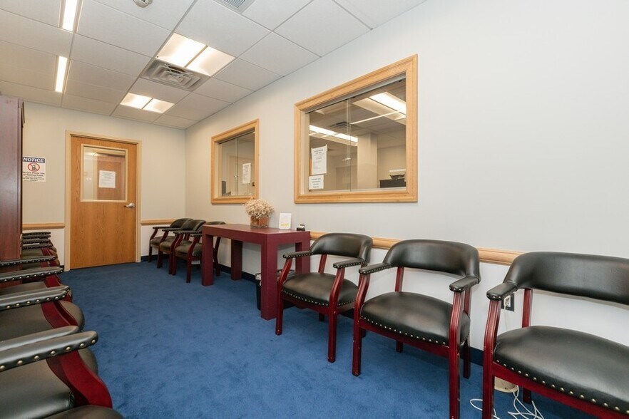 More Photos Of 205 Robin Rd, Paramus Office For Lease