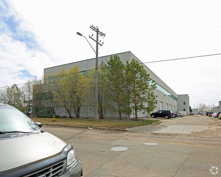 More Photos Of 3104-3160 Parsons Rd NW, Edmonton Office Residential For Sale