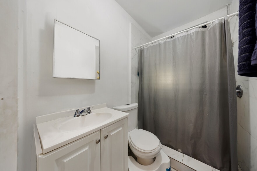 More Photos Of 2028 SW 6th St, Miami Apartments For Sale