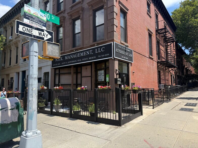 Primary Photo Of 459 6th Ave, Brooklyn Apartments For Lease
