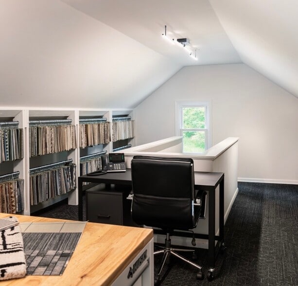 More Photos Of 7404 Bland Ave, Saint Louis Office For Lease